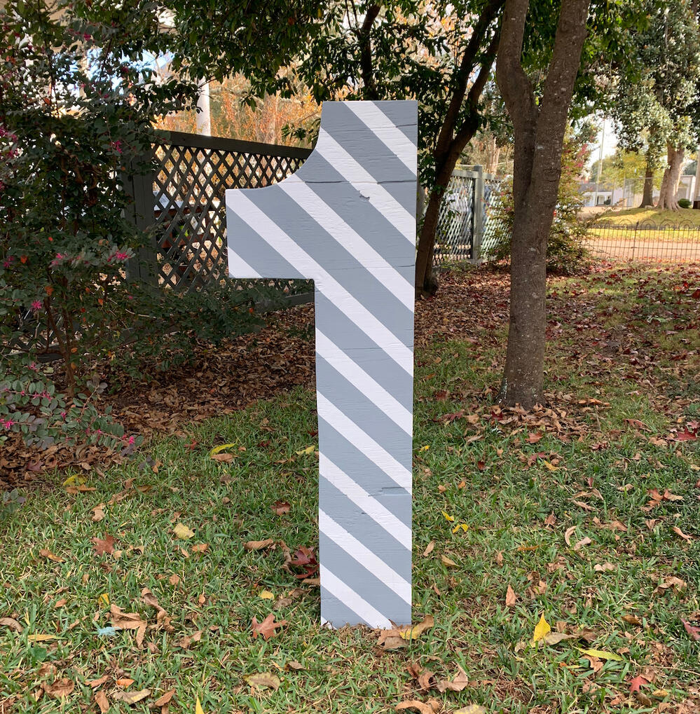 One - Gray striped